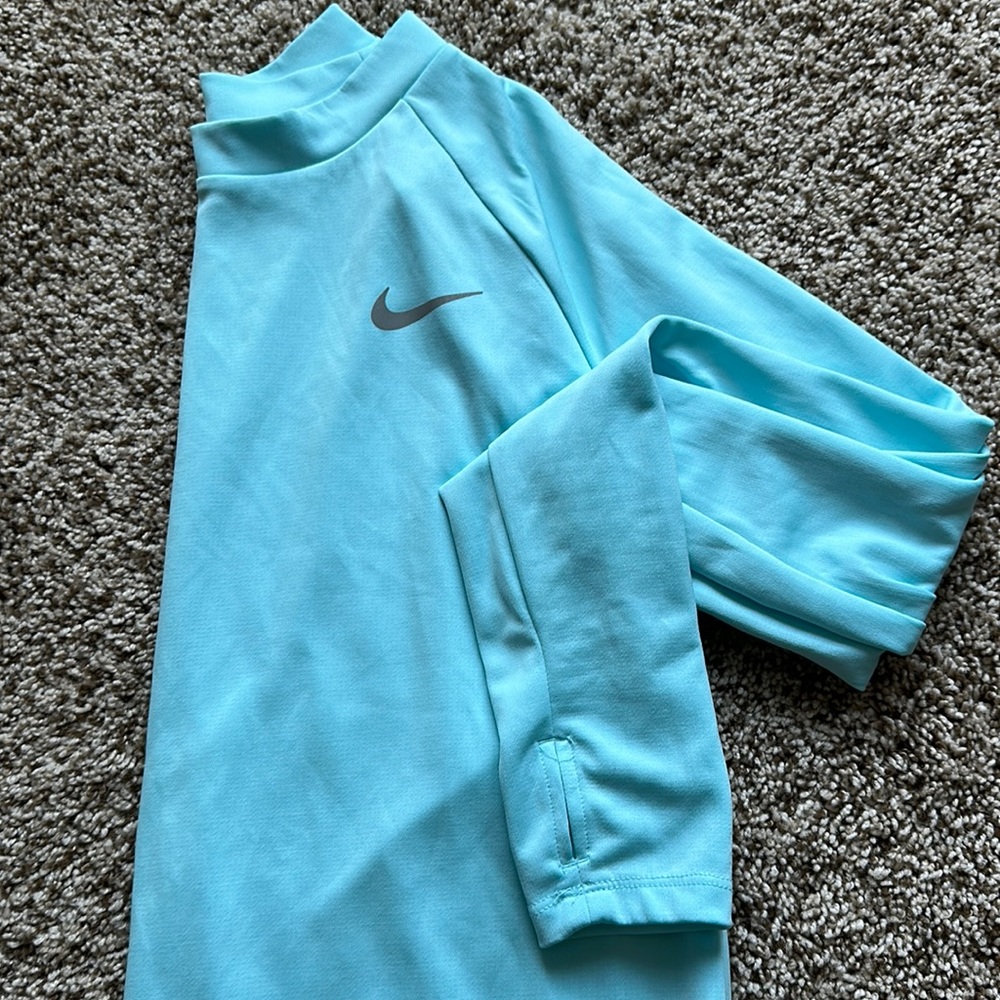 XS Nike Running long sleeve